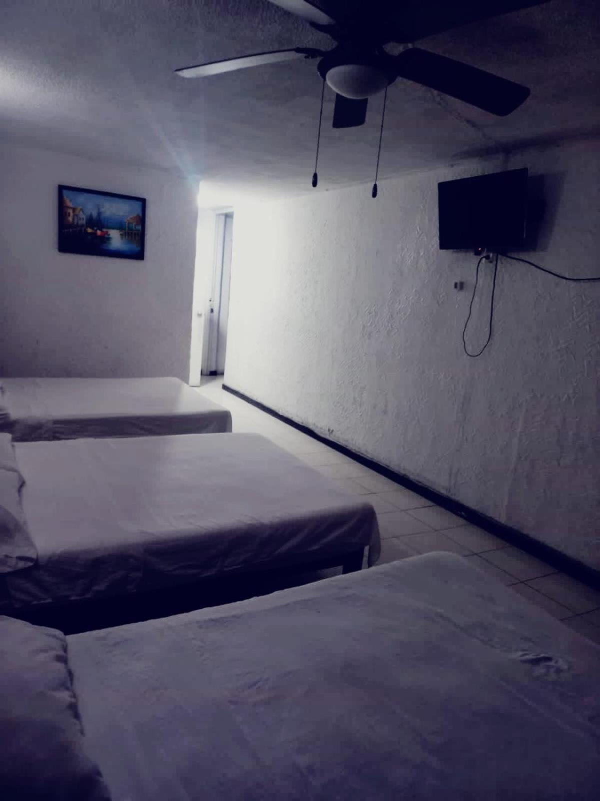 Hotel Acuario Acapulco Exterior photo