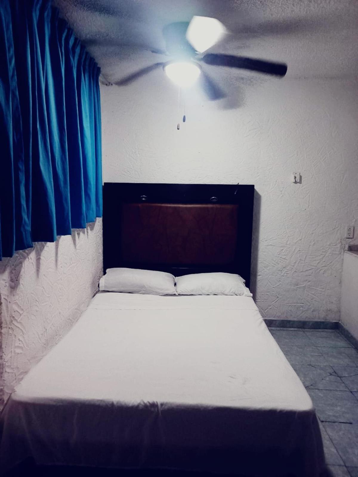 Hotel Acuario Acapulco Exterior photo